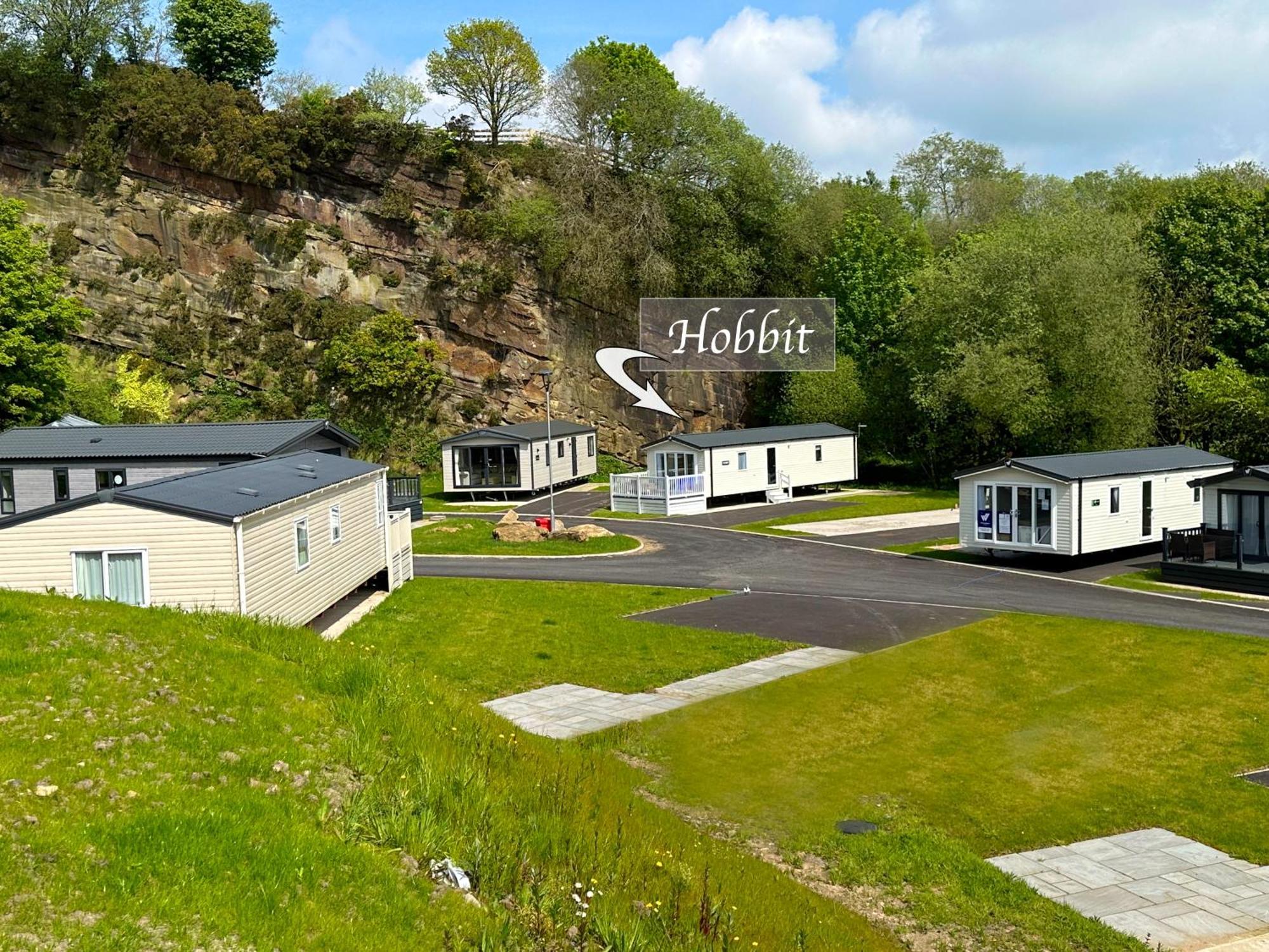 Hobbit - Holiday Lodge Лонгридж Екстериор снимка